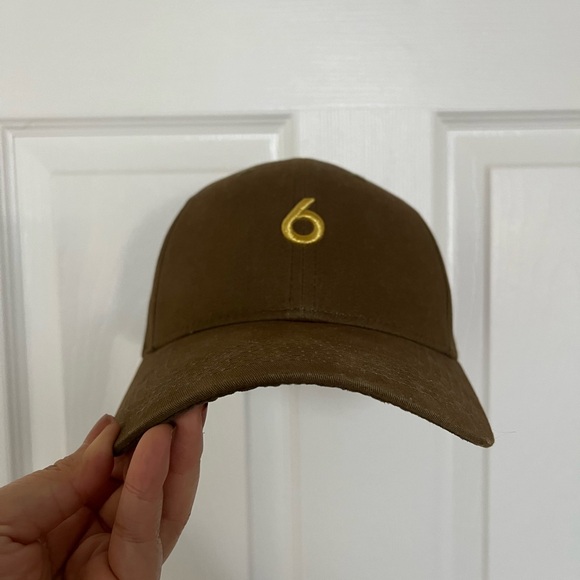 Brimz Unisex adjustable cap 6 represents Toronto - Picture 5 of 5